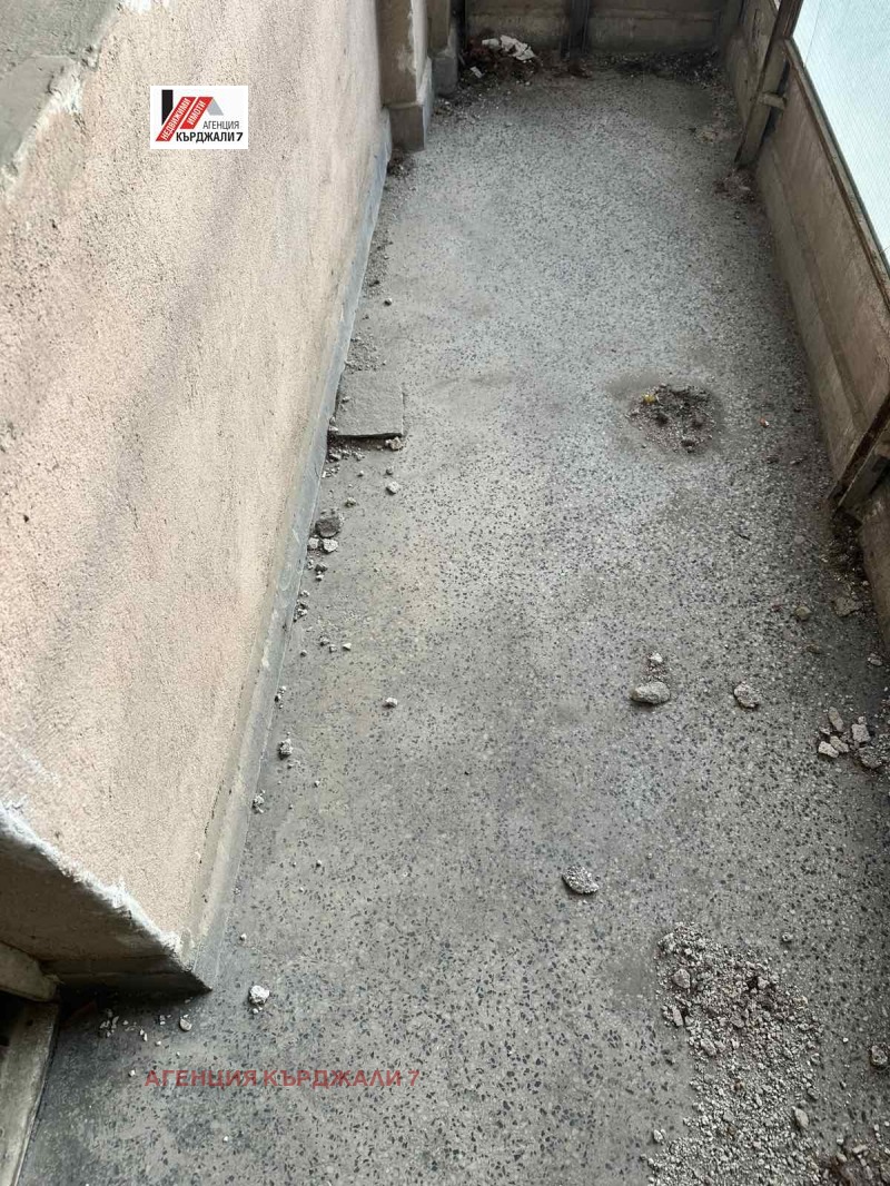 Продава  2-стаен град Кърджали , Веселчане , 63 кв.м | 72151804 - изображение [6]