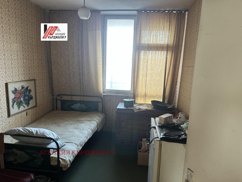 Продава  2-стаен град Кърджали , Веселчане , 63 кв.м | 72151804