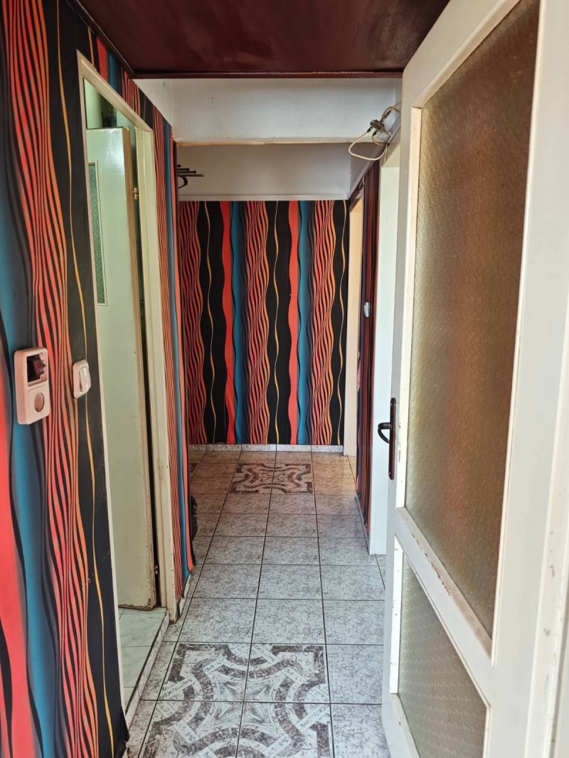 Продава 2-СТАЕН, гр. София, Дианабад, снимка 2 - Апартаменти - 53390077