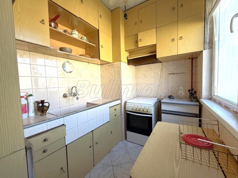 Продава 4-СТАЕН, гр. Варна, Левски 1, снимка 2 - Апартаменти - 53080444