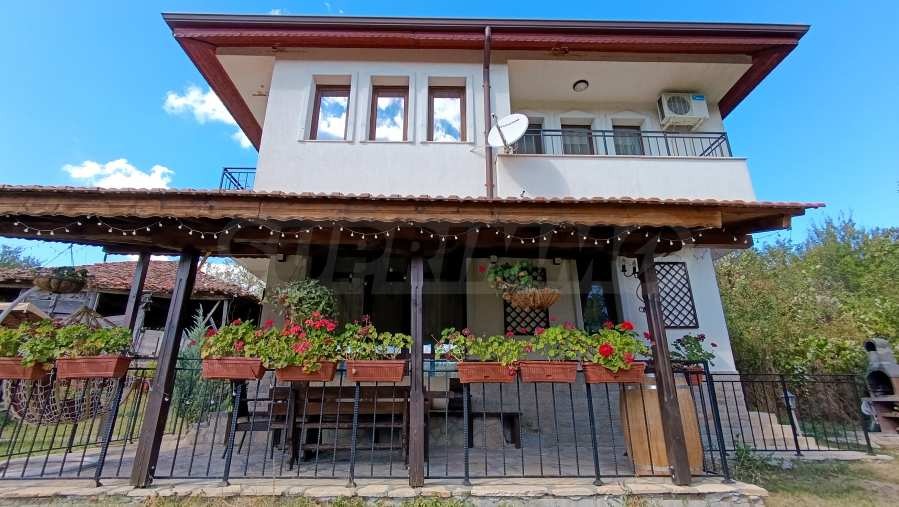 Продава КЪЩА, гр. Елена, област Велико Търново, снимка 14 - Къщи - 56161059