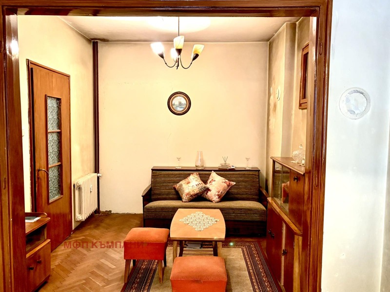 Продава  3-стаен град София , Център , 85 кв.м | 77593676