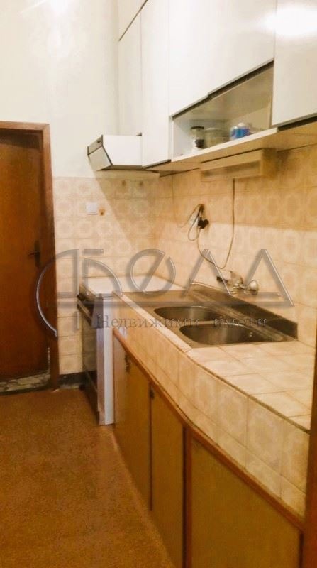 Продава  Многостаен град София , Център , 240 кв.м | 42196109 - изображение [15]