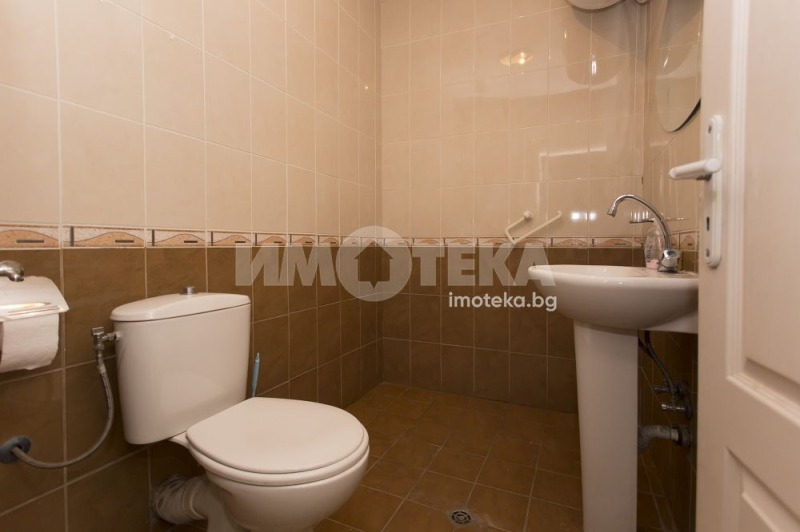 Till salu  Kontor Sofia , Lozenec , 270 kvm | 66241399 - bild [3]