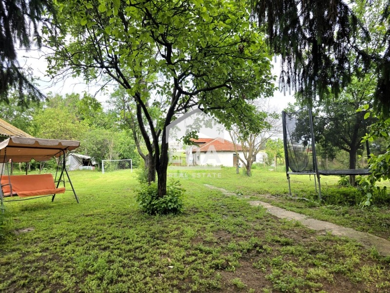 Продава КЪЩА, с. Сандрово, област Русе, снимка 2 - Къщи - 56394239