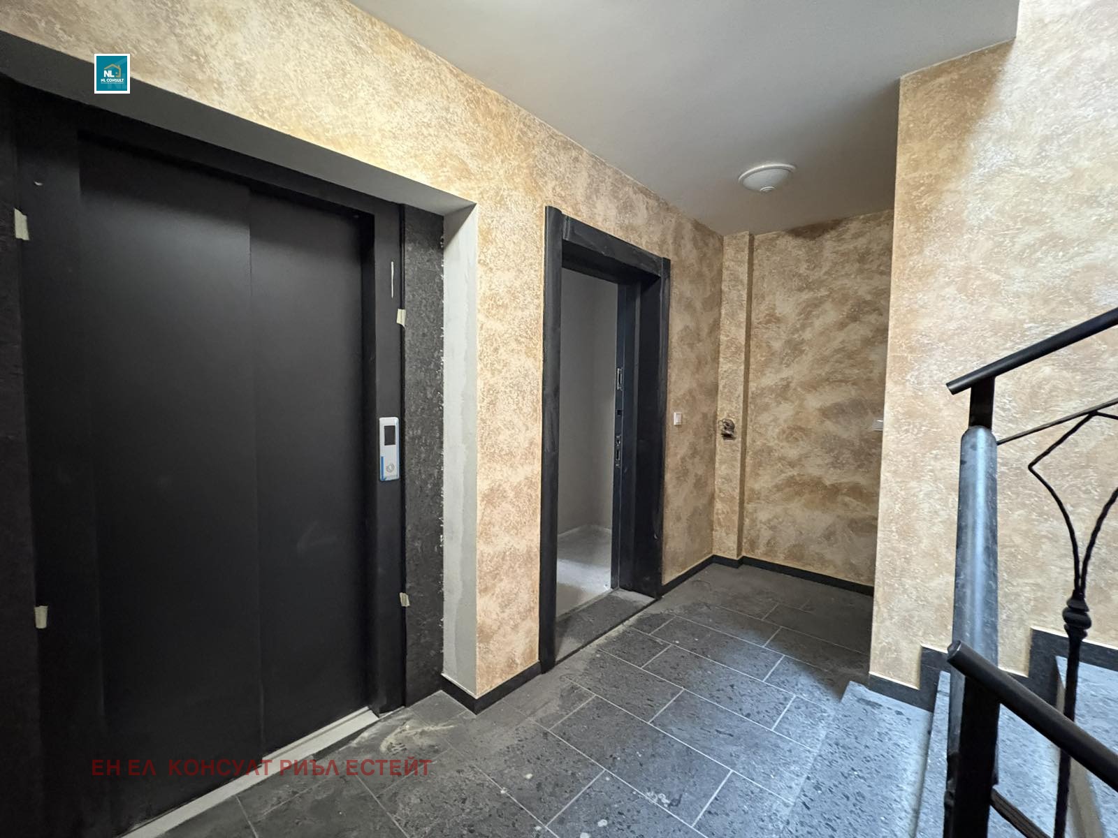 Продава МНОГОСТАЕН, гр. Пловдив, Център, снимка 9 - Апартаменти - 53912399