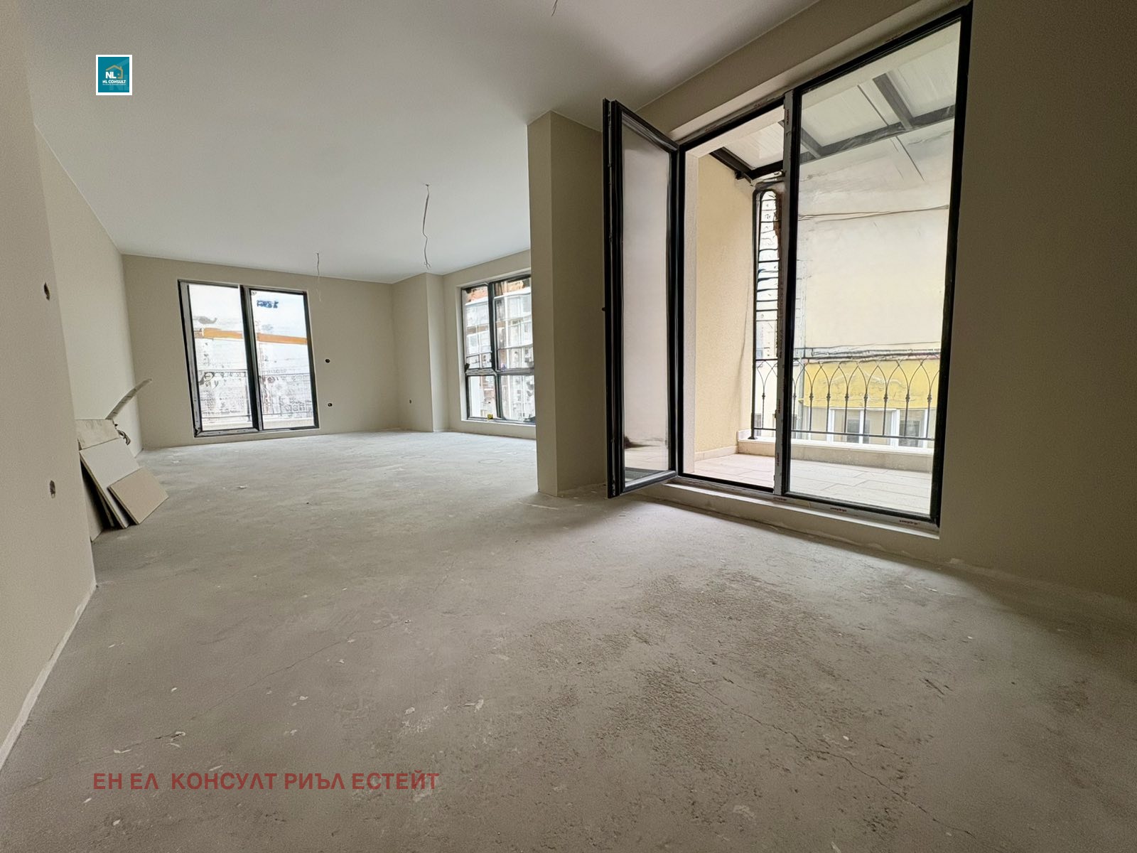 Продава МНОГОСТАЕН, гр. Пловдив, Център, снимка 2 - Апартаменти - 53912399