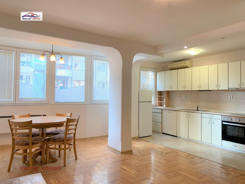 Продава 2-СТАЕН в град София, Стрелбище - 70 кв.м / 230 000 € » 449 840.90 лв., ИМОТБГ КОРЕКТ