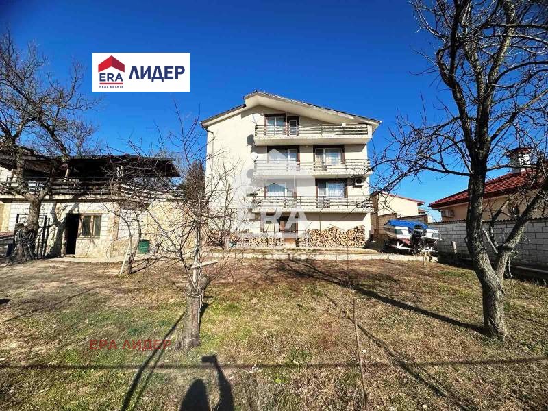 Продава  Къща област Русе , с. Басарбово , 415 кв.м | 77720558 - изображение [3]