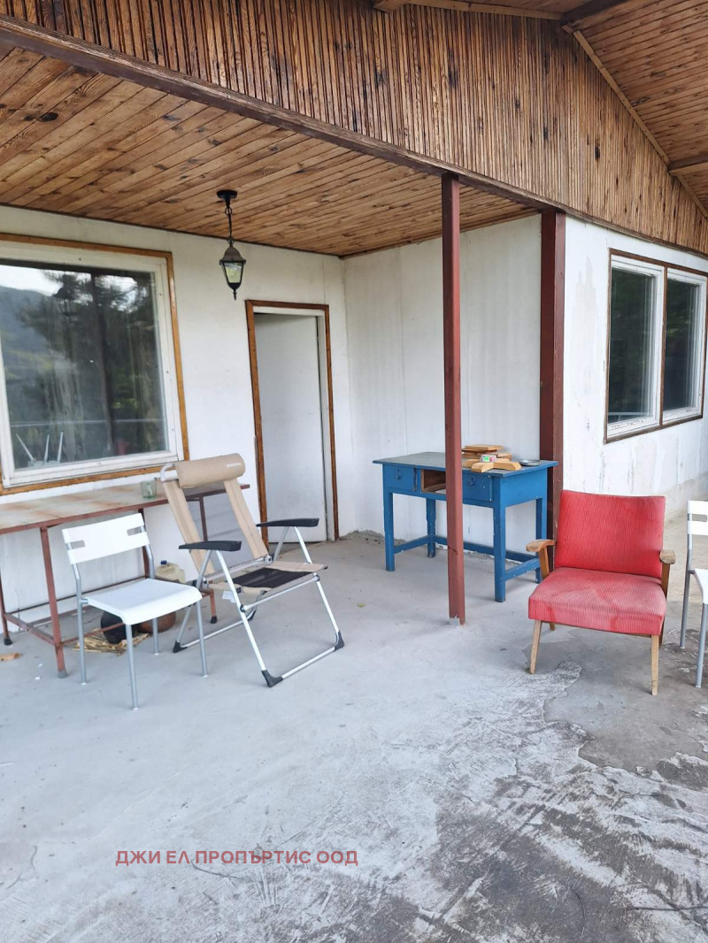 Продава КЪЩА, област София, с. Владо Тричков • 210000 € / 410724.30 лв. • 55789108 1