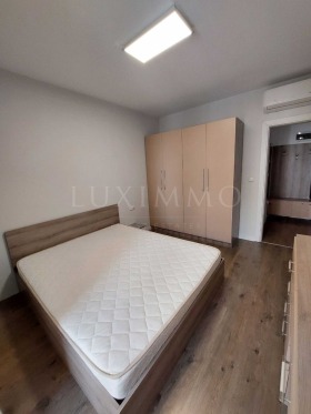 1 chambre Briz, Varna 12