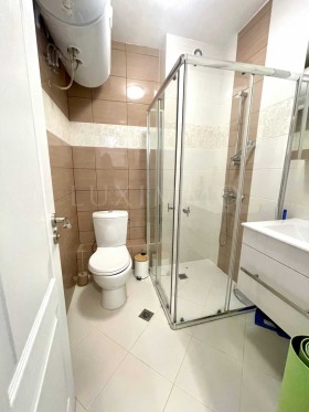 1 chambre Briz, Varna 13