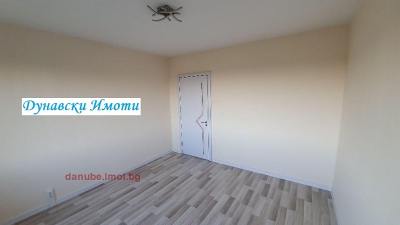 In vendita  2 camere da letto Ruse , Vazragdane , 80 mq | 22068334 - Immagine [9]