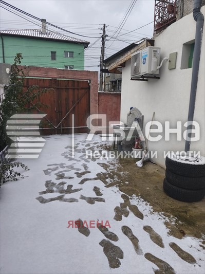 Продава ЕТАЖ ОТ КЪЩА, гр. Божурище, област София област, снимка 15 - Етаж от къща - 54021530