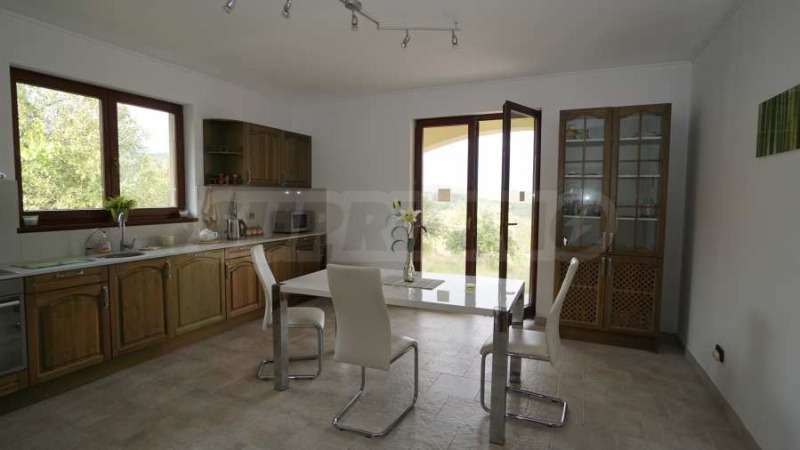 Продава КЪЩА, с. Подгорие, област София област, снимка 4 - Къщи - 52663582