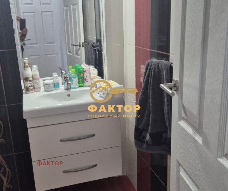 Продава  3-стаен град Пловдив , Въстанически , 100 кв.м | 42515056 - изображение [9]