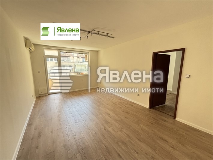 Продава 3-СТАЕН, гр. София, Медицинска академия, снимка 3 - Апартаменти - 54826195