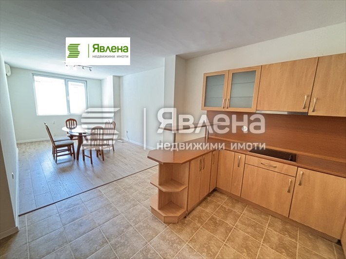 Продава 3-СТАЕН, гр. София, Медицинска академия