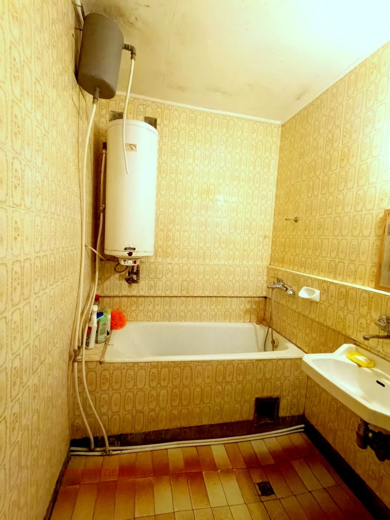 Продава 4-СТАЕН, гр. Добрич, Балик, снимка 16 - Апартаменти - 53382595