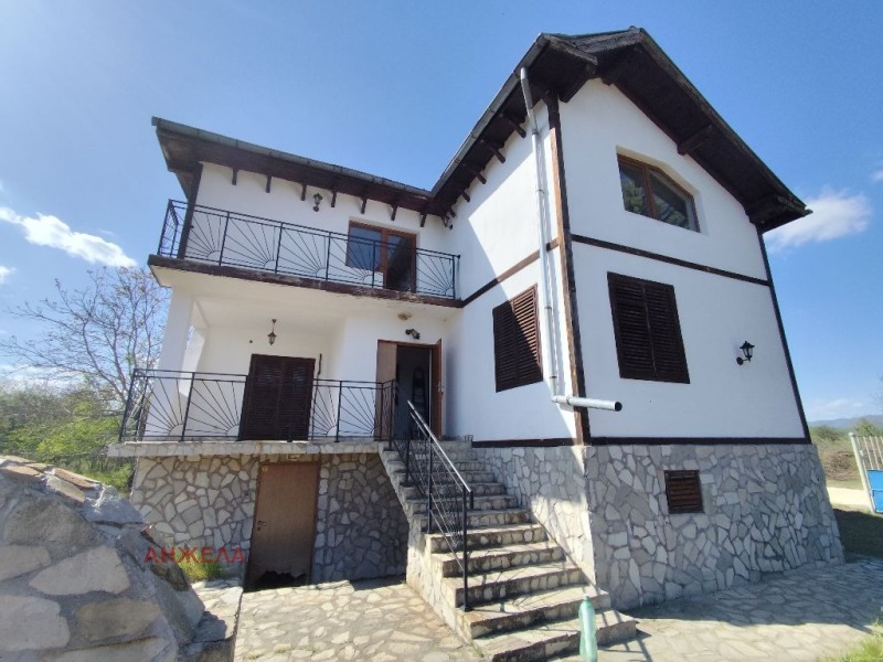 Продава  Къща, област Пазарджик, с. Виноградец •  149 000 EUR • ID 97673571 — holmes.bg - [1] 