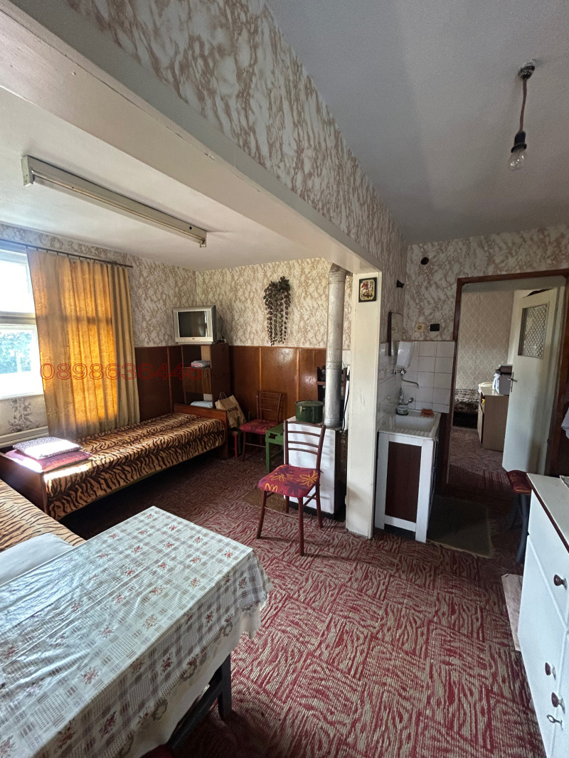 Продава КЪЩА, с. Долни Раковец, област Перник, снимка 9 - Къщи - 52785479