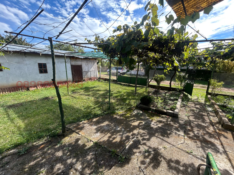 Продава КЪЩА, с. Долни Раковец, област Перник, снимка 8 - Къщи - 52785479