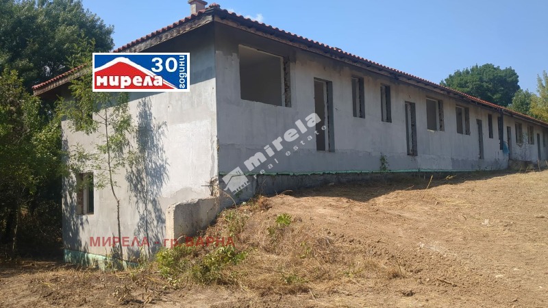 Продава КЪЩА, с. Юнец, област Варна, снимка 4 - Къщи - 52094096