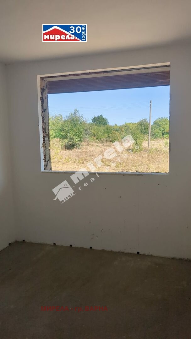 Продава КЪЩА, с. Юнец, област Варна, снимка 13 - Къщи - 52094096