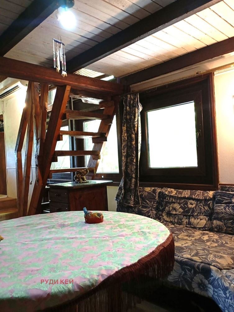 Продава ВИЛА, гр. Варна, м-т Кантара, снимка 2 - Вили - 47202168