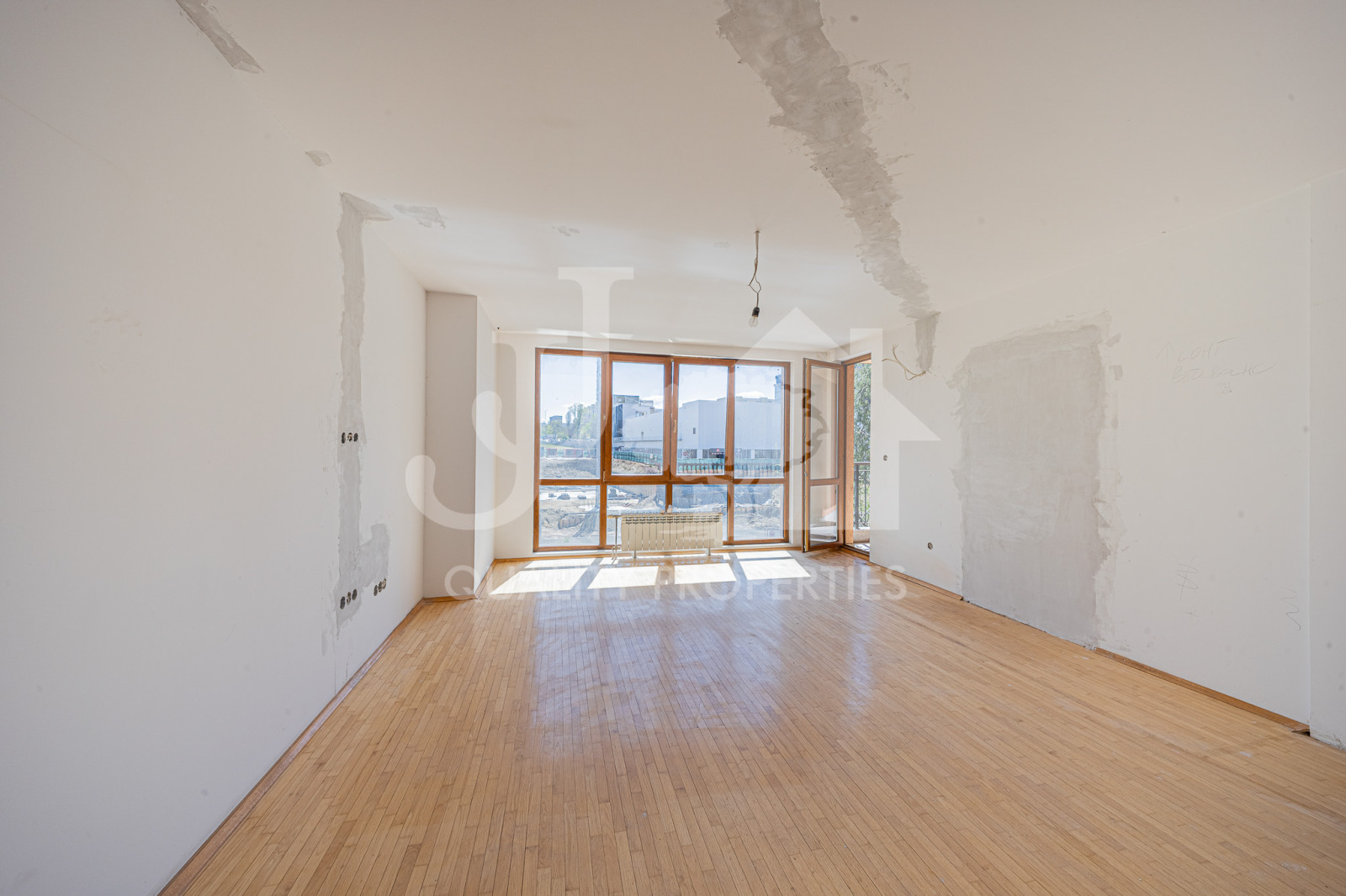 Продава 4-СТАЕН, гр. София, Изток, снимка 4 - Апартаменти - 54253877