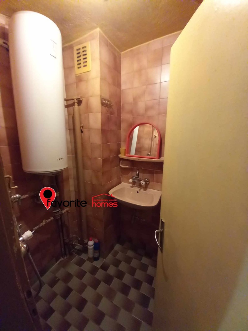 Продава  2-стаен град Шумен , Добруджански , 64 кв.м | 74296843 - изображение [11]