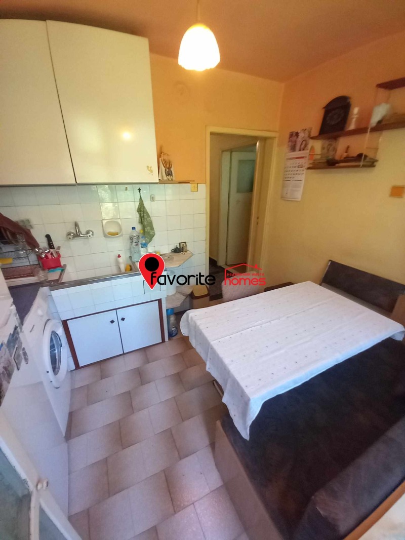 Продава  2-стаен град Шумен , Добруджански , 64 кв.м | 74296843 - изображение [9]