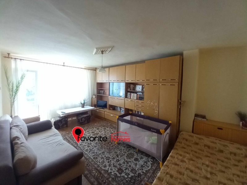 Продава  2-стаен град Шумен , Добруджански , 64 кв.м | 74296843