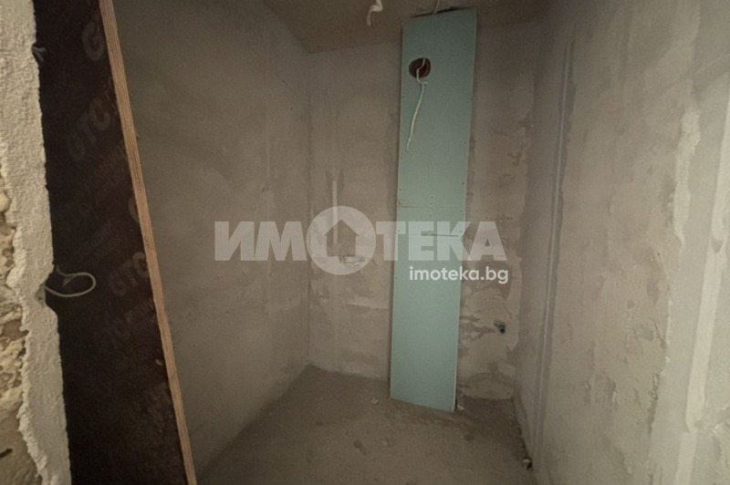 Продава 2-СТАЕН, гр. Варна, Изгрев, снимка 4 - Апартаменти - 52544926