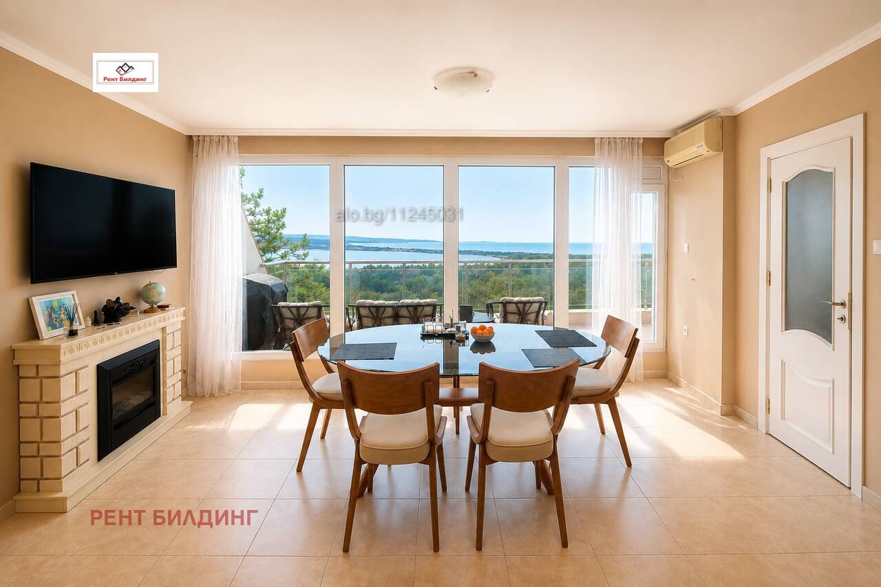 Продава 3-СТАЕН, гр. Бургас, Лазур, снимка 2 - Апартаменти - 55200853
