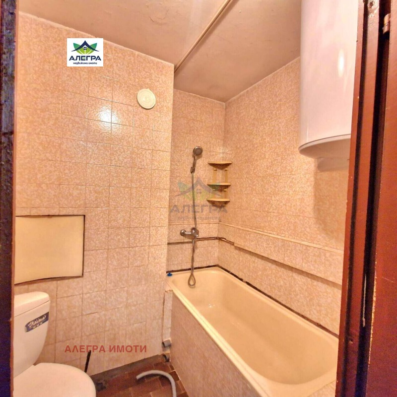 Продаја  1 спаваћа соба Пазарджик , Изток , 63 м2 | 68444209 - слика [5]