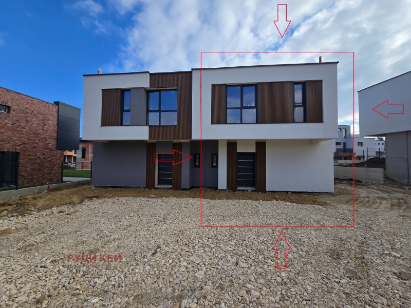 Продава  Къща град Варна , м-т Горна Трака , 135 кв.м | 67550867