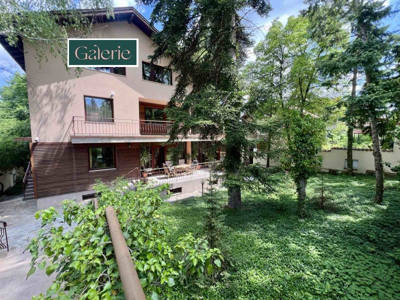 Til salg  Hus Sofia , Bankya , 470 kvm | 56659217