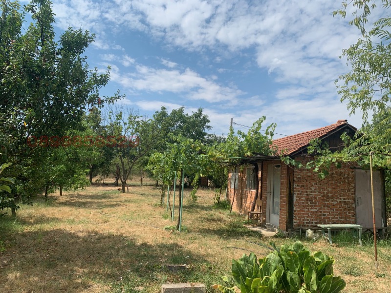 Продава ПАРЦЕЛ в област Пловдив, с. Горна махала - 1045 кв.м / 30 000 € » 58 674.90 лв.