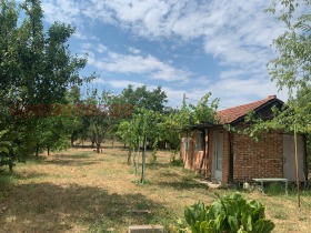 ПАРЦЕЛ, 1 045 m2