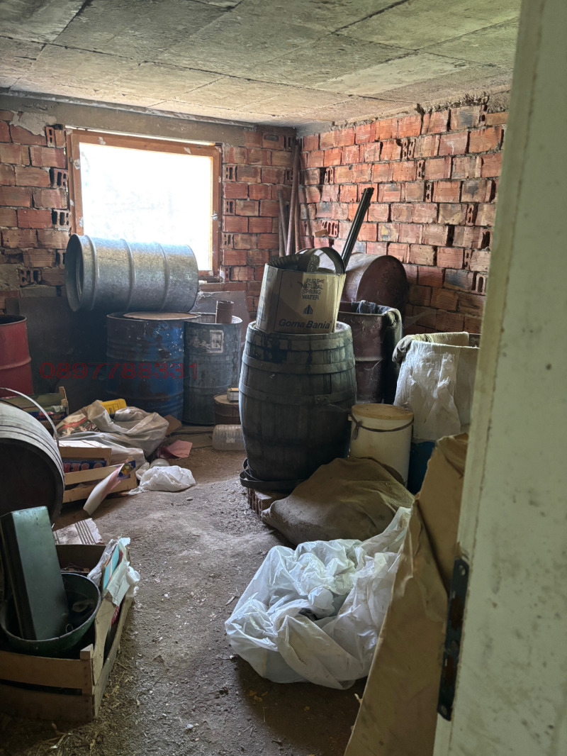 Продава КЪЩА, с. Ябланица, област София област, снимка 12 - Къщи - 52967539