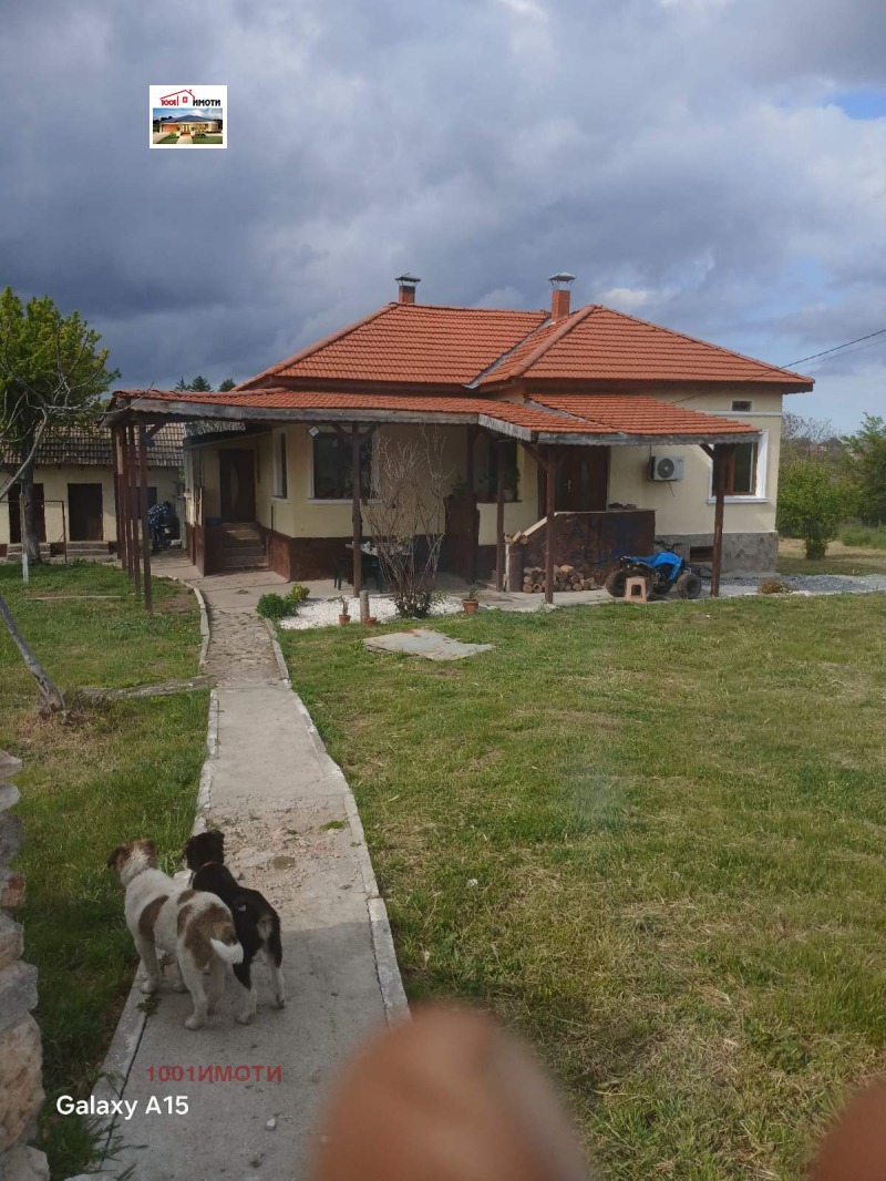 Продава КЪЩА в област Добрич, с. Спасово - 120 кв.м / 70 000 € » 136 908.10 лв., 1001ИМОТИ