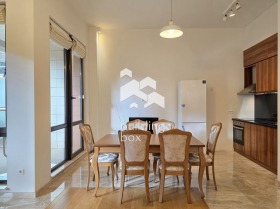 ����� ������� 3-�����,���� �����, �����>