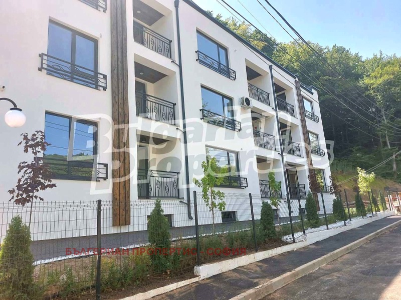 Eladó  2 hálószobás Sofia , Knjazsevo , 106 négyzetméter | 83183228