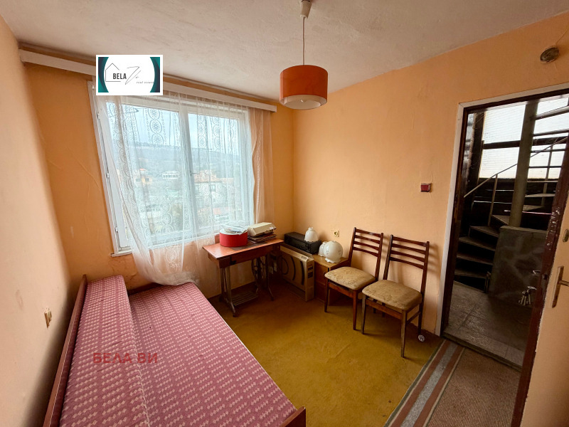 Продава КЪЩА, с. Еловдол, област Перник, снимка 11 - Къщи - 53425154