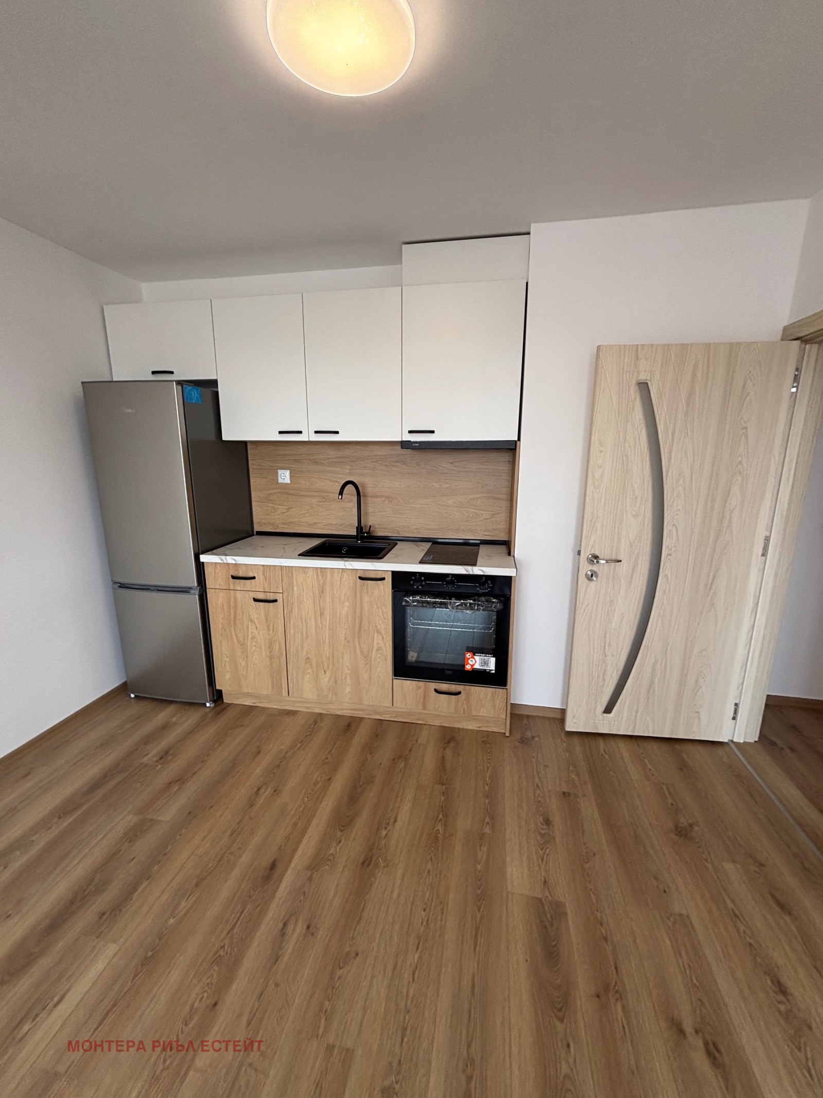 Продава 2-СТАЕН, гр. Варна, Възраждане 1