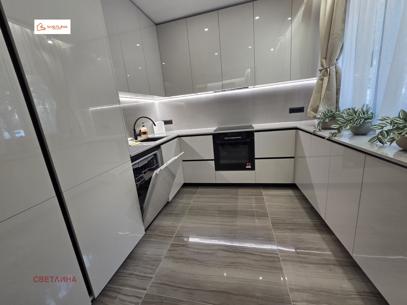Продава 3-СТАЕН, гр. София, Център, снимка 4 - Апартаменти - 54956119