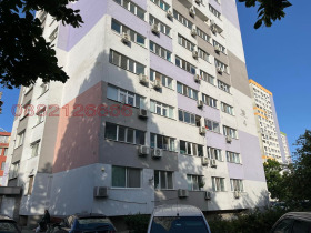 3 dormitoare Slaveicov, Burgas 1