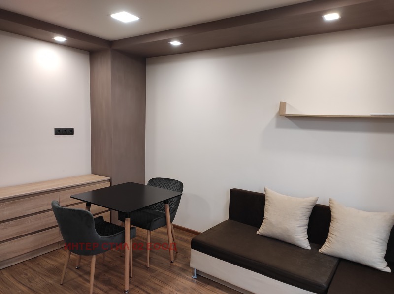 Продава  2-стаен град Перник , Изток , 41 кв.м | 51525153 - изображение [10]