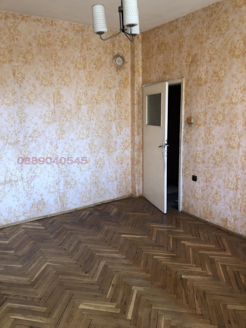 Продава 4-СТАЕН, гр. Русе, Широк център, снимка 4 - Апартаменти - 53228024